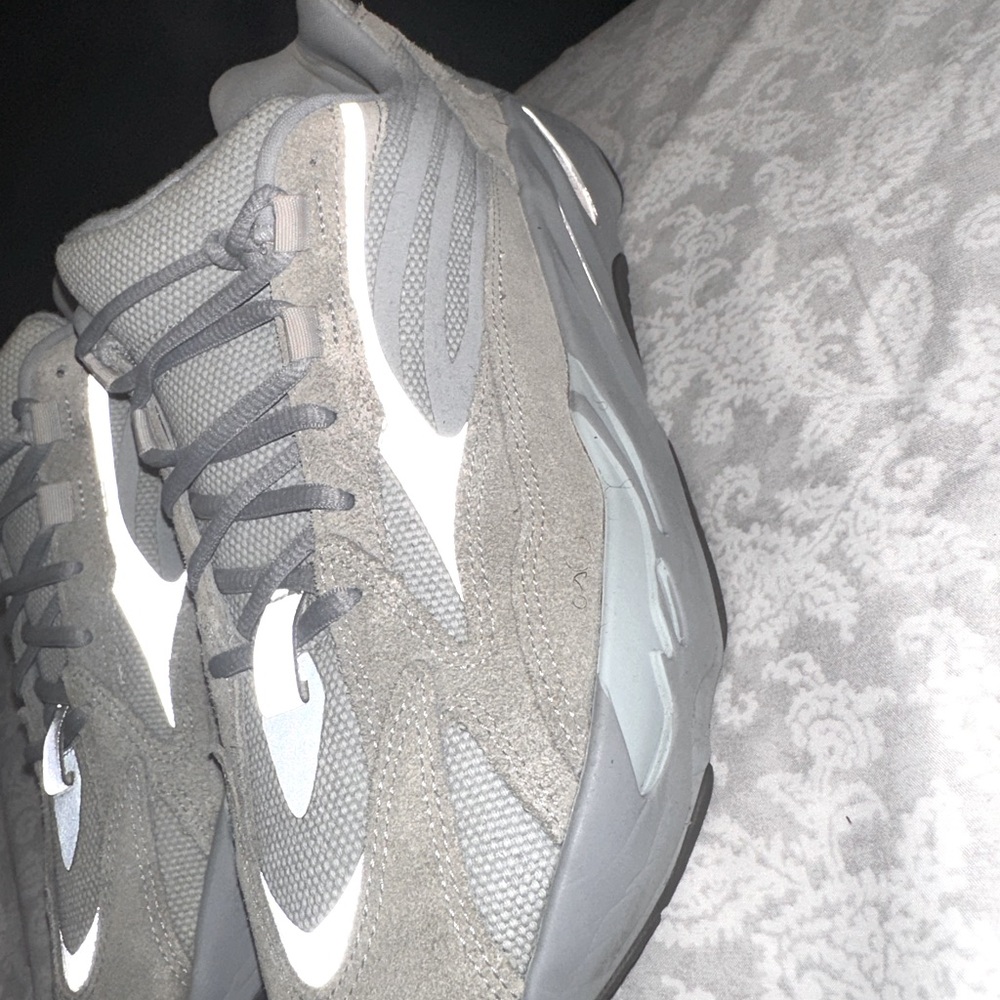 adidas Yeezy Boost 700 V2 Hospital Blue